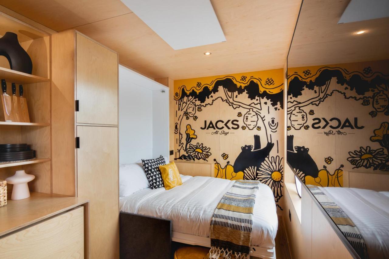 The Hive - Unique Hot Tub Cabin In Millport Exterior foto
